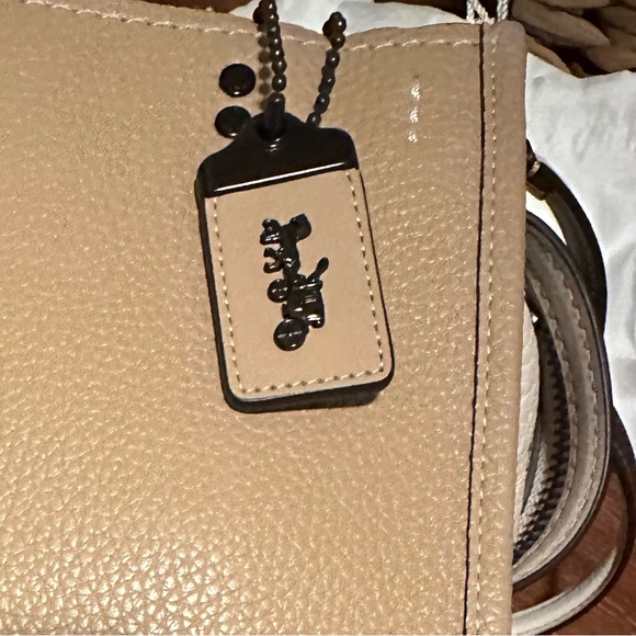 Coach rogue 25 in color block beechwood. - Picture 7 of 7